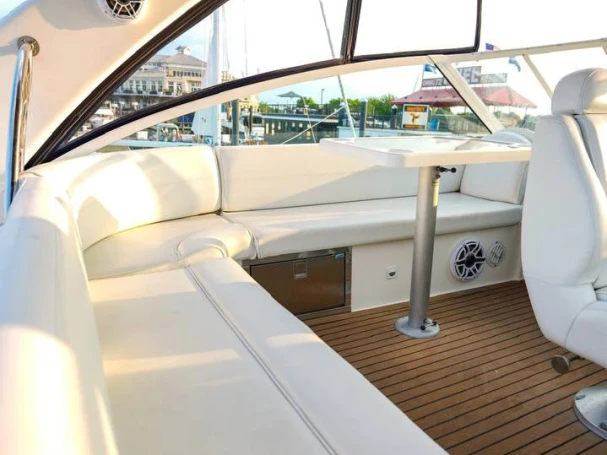 Bateau à moteur à louer à New York (Ville) au meilleur prix