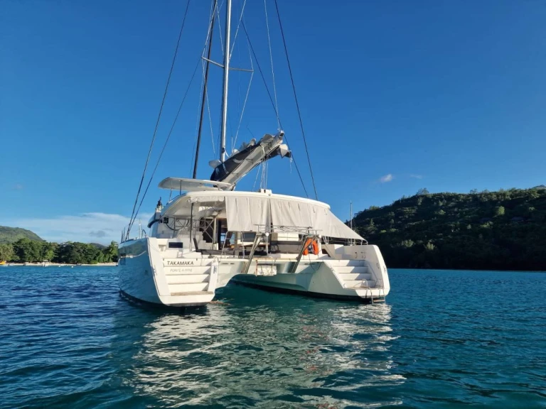 Location bateau Bonifacio pas cher Lagoon 52