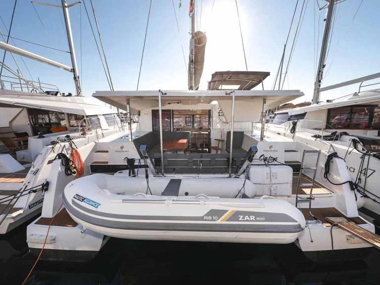 Location Catamaran Fountaine Pajot avec permis