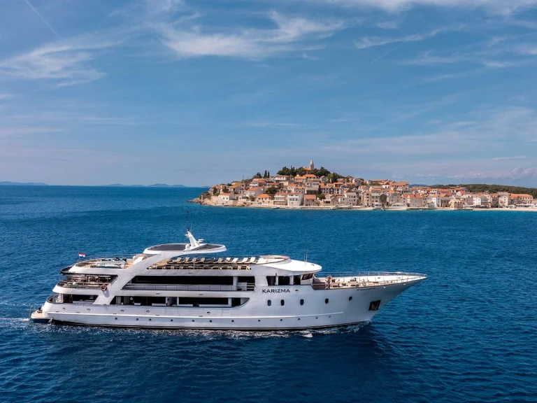 Location à Split - Custom Karizma sur SamBoat