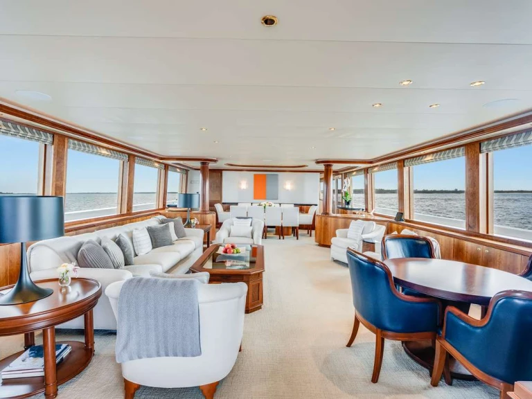 Location à Newport - Westport AVALINA sur SamBoat