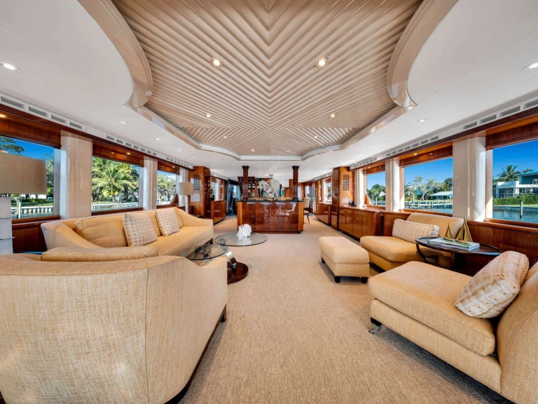 Location Yacht Hatteras avec permis