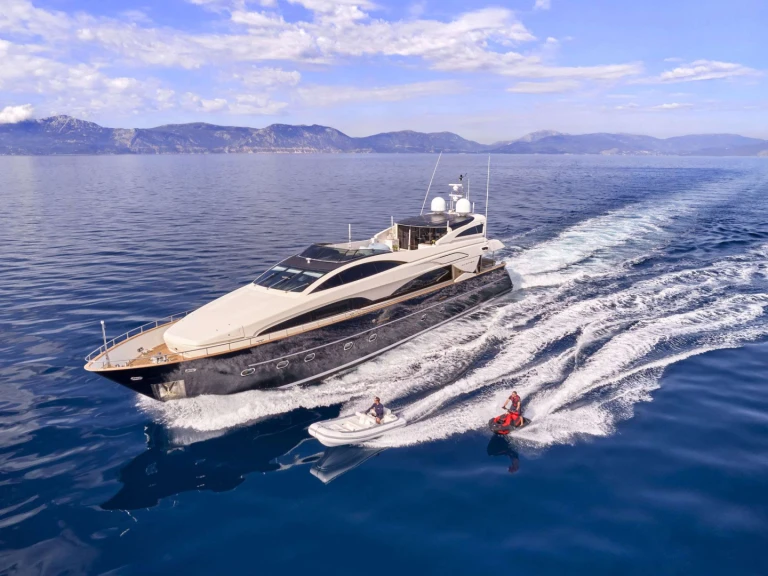 Location Yacht à Athènes - Riva BEYOND