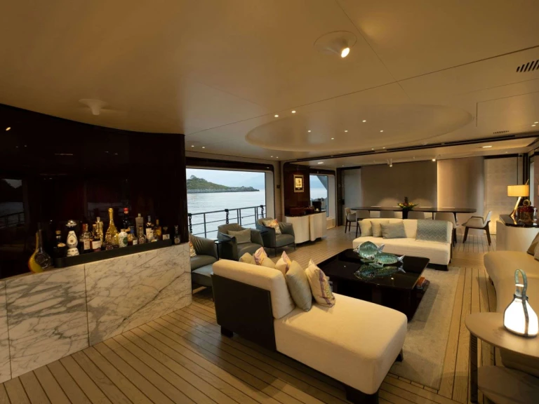 Location Yacht Azimut avec permis