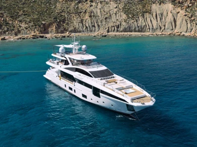 Hire a Azimut PURA VIDA Grèce