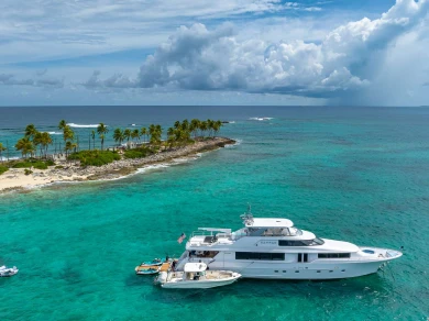 Huur een Westport HANNAH in Nassau