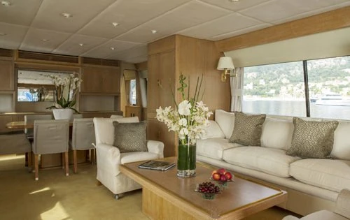 Yacht à louer à Antibes au meilleur prix