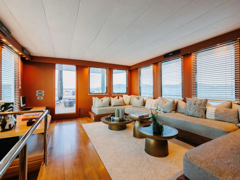 Yacht à louer à Lávrio au meilleur prix