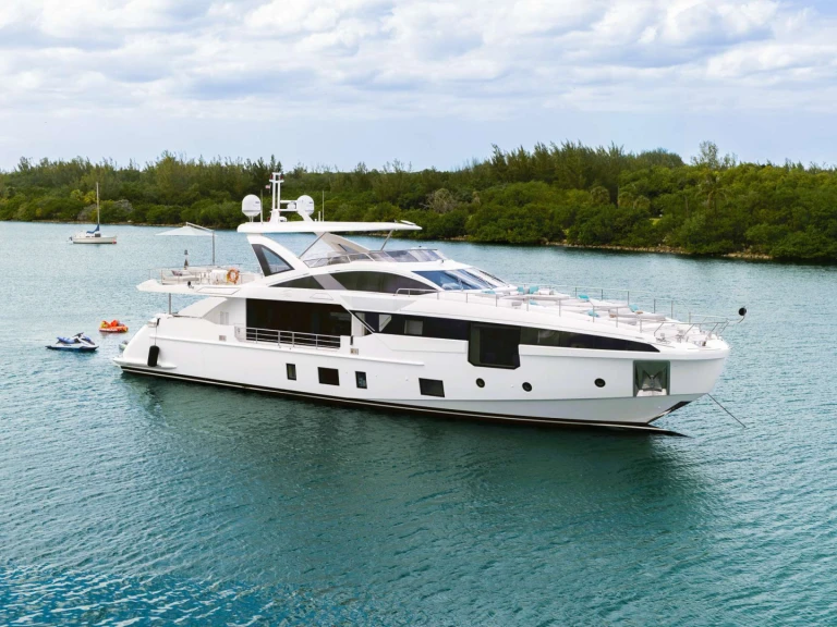 Location Yacht Azimut avec permis