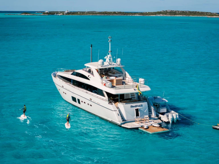 Location bateau Nassau pas cher BEACHFRONT II