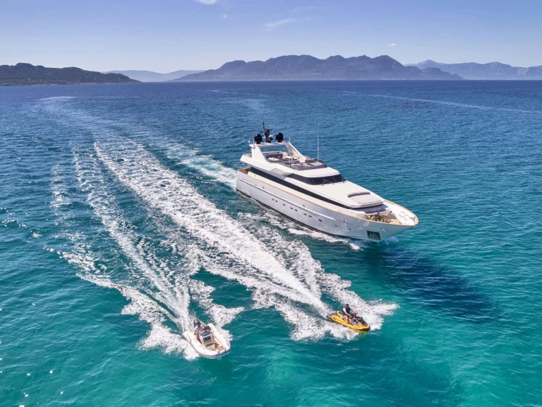 Louer Yacht avec ou sans skipper Cantieri di Pisa, Italy à Athènes