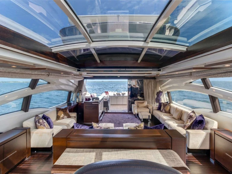 Louez un Azimut Scarlet à Miami