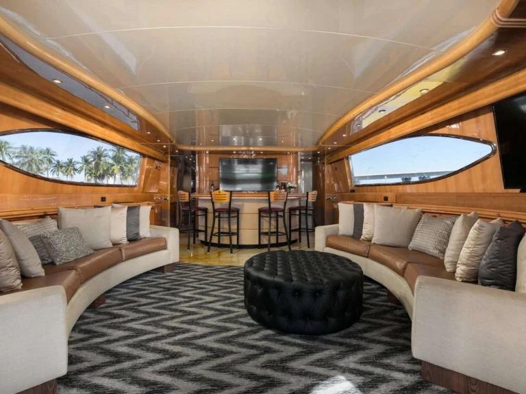 Location bateau Custom 103' Custom Build à Miami sur Samboat