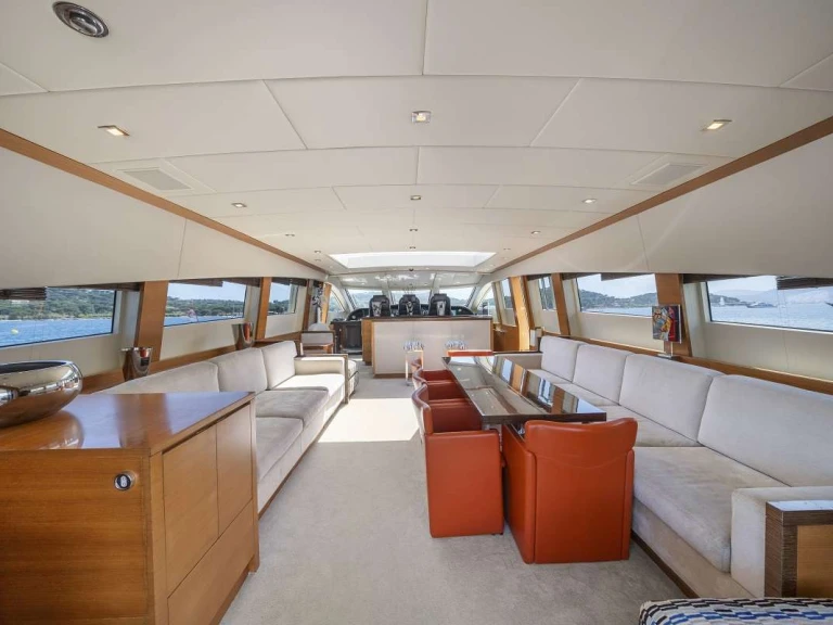 Yacht à louer à Port Grimaud au meilleur prix