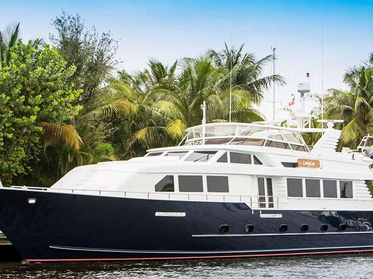 Louer Yacht avec ou sans skipper Broward à East Hampton