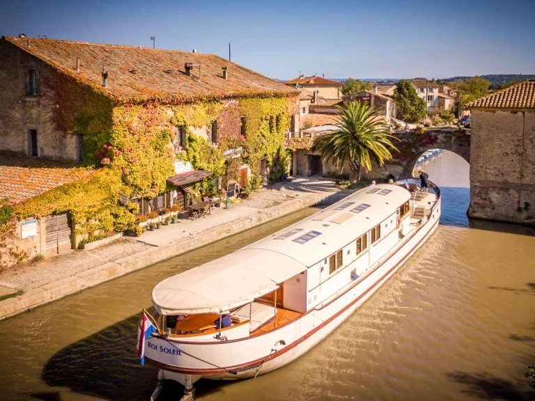 Location Yacht à Îles Baléares -  ROI SOLEIL