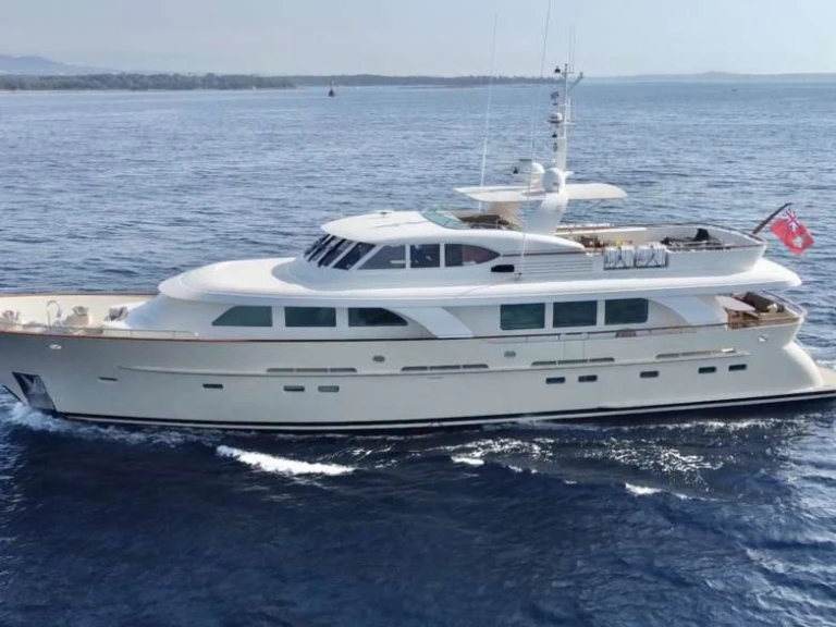  Custom Built Aluminum Cutter ORIZZONTE a louer à Naples