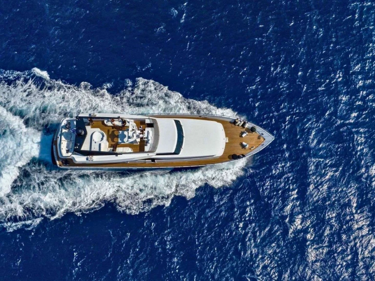 Cantieri di Pisa, Italy BELLINI a louer à Grèce
