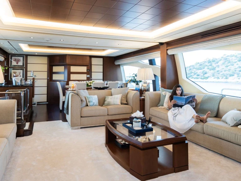 Location Yacht à Athènes - Azimut Koukles