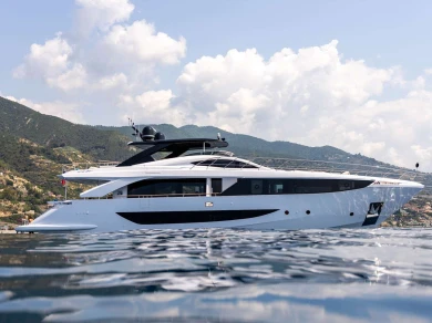 Noleggio Yacht di lusso  con patente nautica