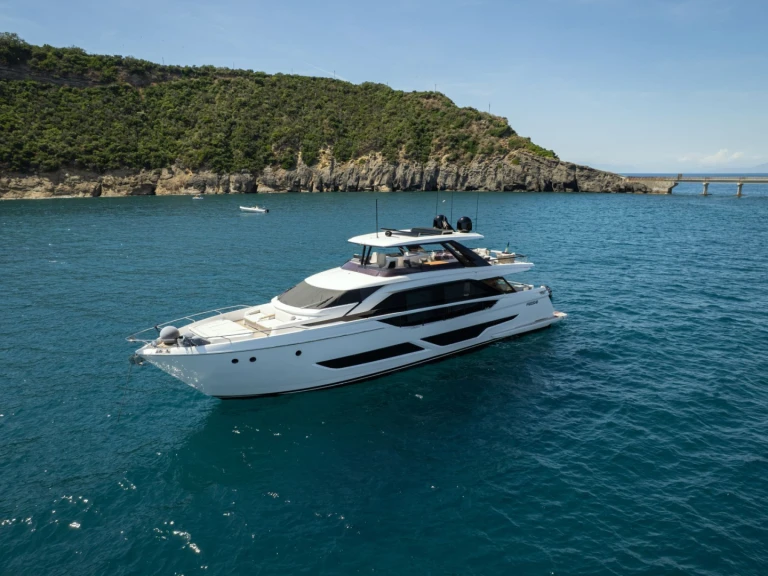 Location à Castellammare di Stabia - Ferretti FAST sur SamBoat