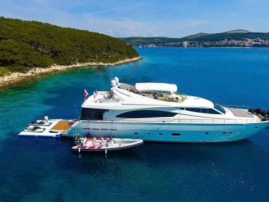 Yacht mit oder ohne Skipper Ferretti mieten in Trogir
