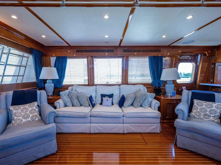 Location Yacht Hunt avec permis