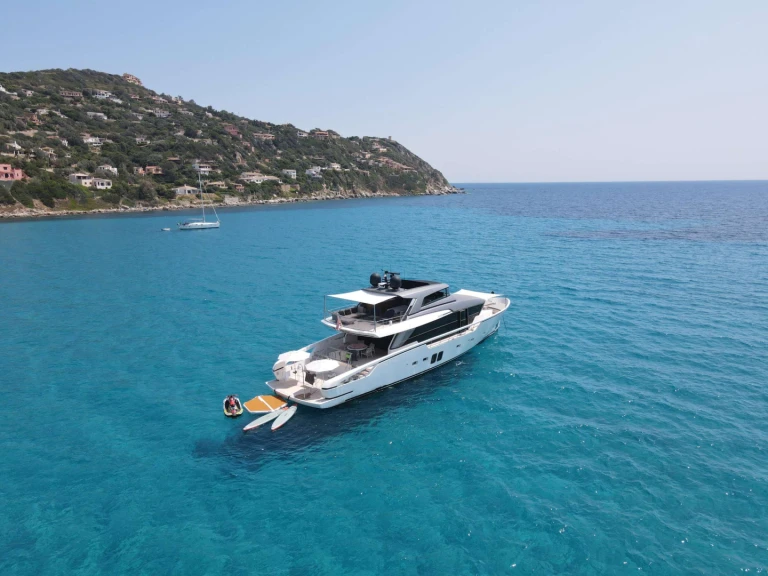 Location Yacht San Lorenzo avec permis