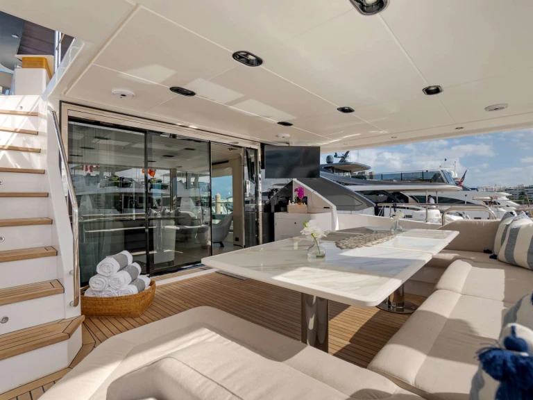 Azimut SEA OWL a louer à Montauk
