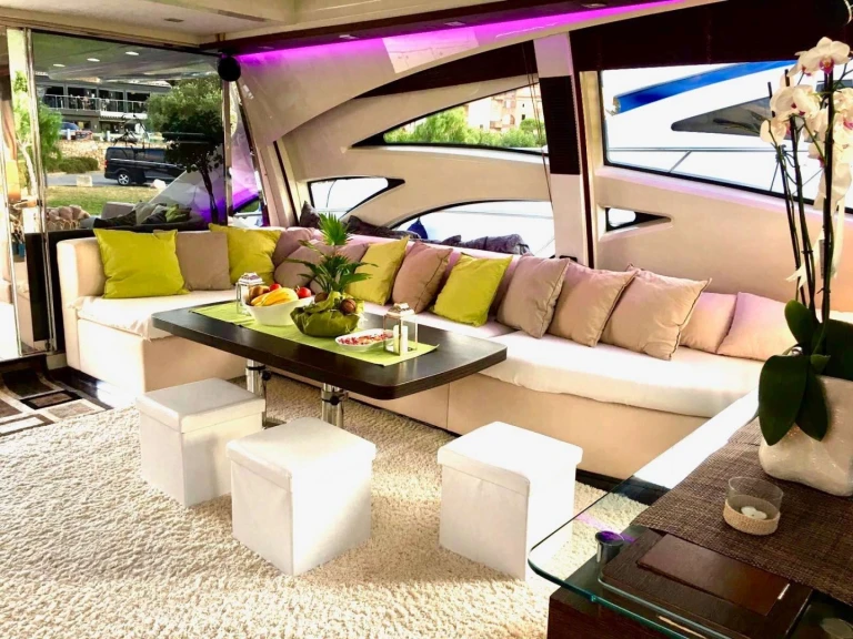 Azimut Panthera a louer à Miami Beach