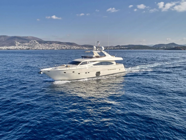 Location à Athènes - Ferretti JULIE M sur SamBoat