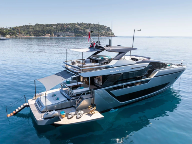 Location à Monaco - Riva L'AS BLEU sur SamBoat