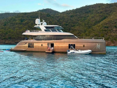 Charter a Sunreef NAUTI NICKEL in Tortola on Samboat