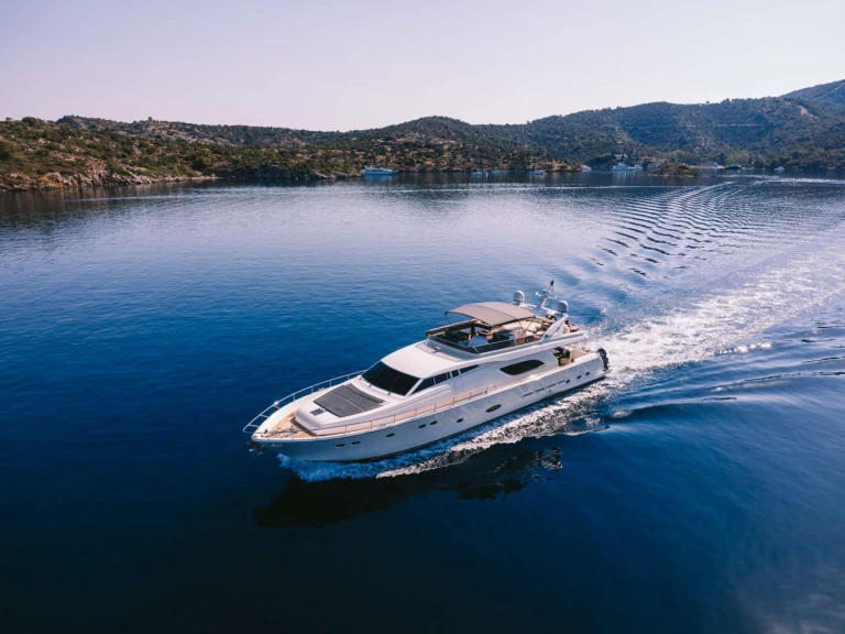 Yacht à louer à Athènes au meilleur prix