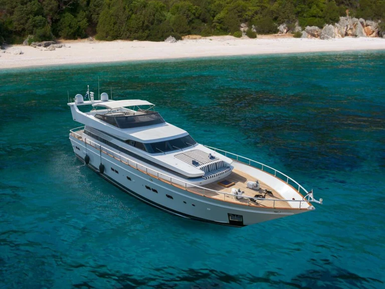 Location Yacht Cantieri di Pisa, Italy avec permis