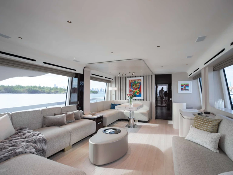 Louer Yacht avec ou sans skipper Azimut à Aventura