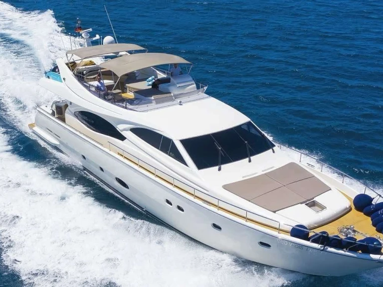 Location à Athènes - Ferretti LUNA ROSSA sur SamBoat