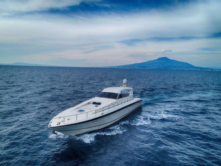 Yacht à louer à Sorrento au meilleur prix