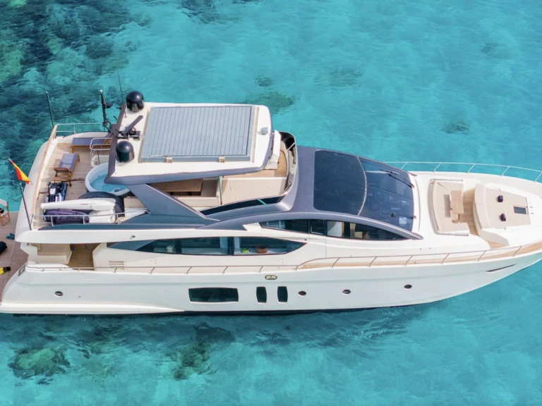 Louez un Astondoa BISCAYNE à Ibiza