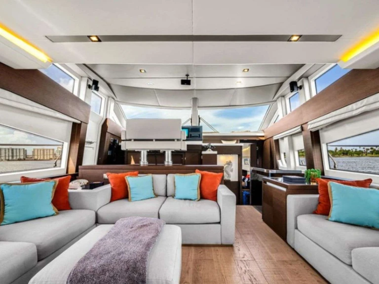 Prestige Yachts Oceana a louer à Nassau