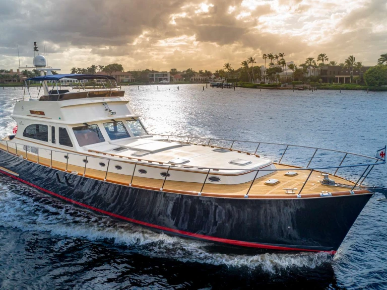 Louer Yacht avec ou sans skipper Vicem à Maine