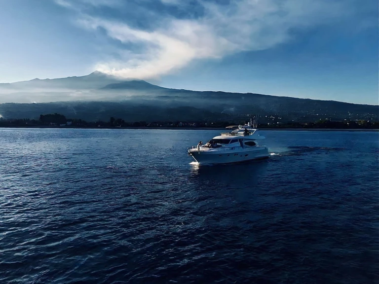 Location à Riposto - Ferretti Angelica sur SamBoat