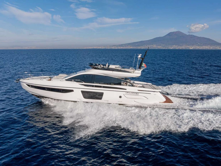 Azimut ALE II a louer à Castellammare di Stabia