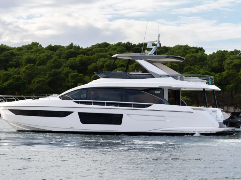 Location bateau Naples pas cher ARAGREV 4