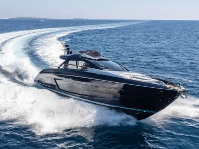 Noleggiare una Riva BLUE SHARK a Castelsardo