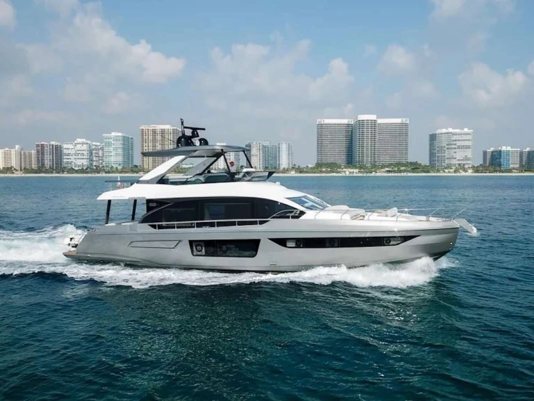 Location bateau Azimut Spysea à Miami sur Samboat