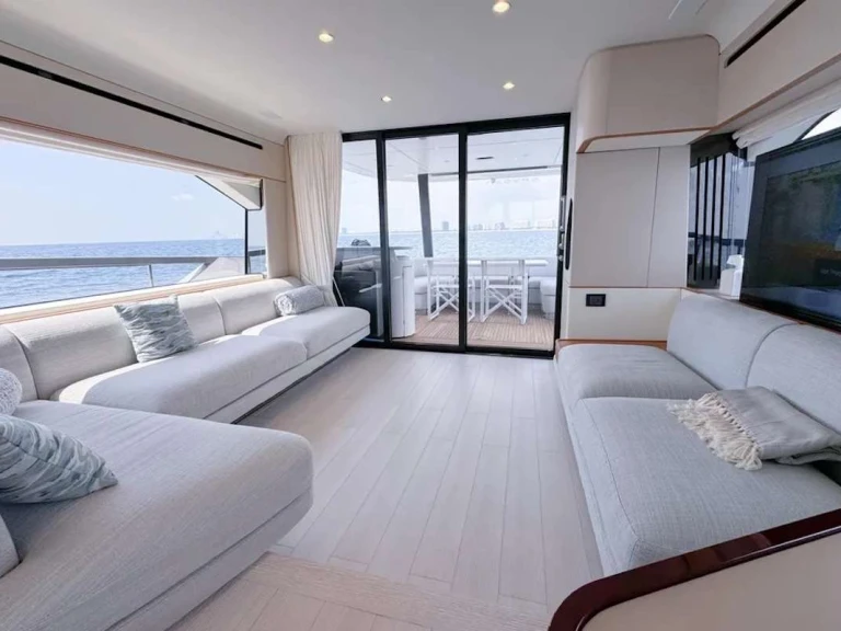Louer Yacht avec ou sans skipper Azimut à Miami