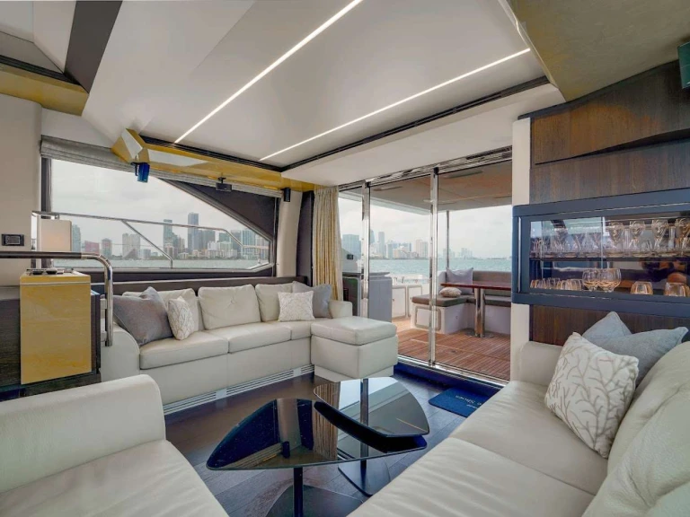 Location à Bahamas - Azimut Paragon sur SamBoat