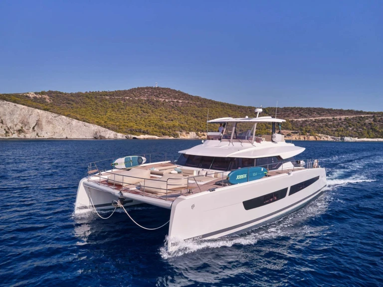 Louez un Fountaine Pajot ELLY à Le Pirée
