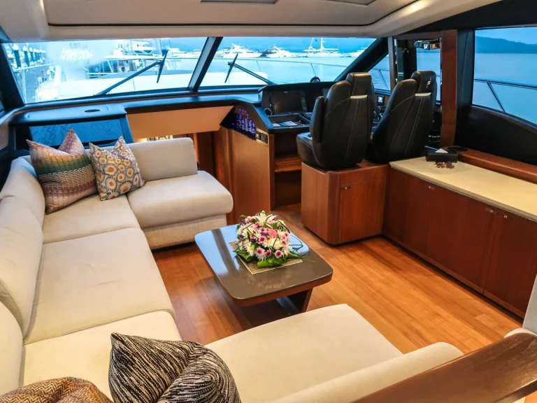 Louer Yacht avec ou sans skipper Princess, UK à Phuket (Ville)